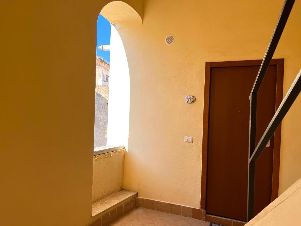 Vico Longo 25 - Ensuit Flat In The Heart Of Naples Exterior photo